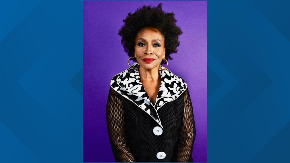 Actress Jenifer Lewis earns spot on St. Louis Walk of Fame