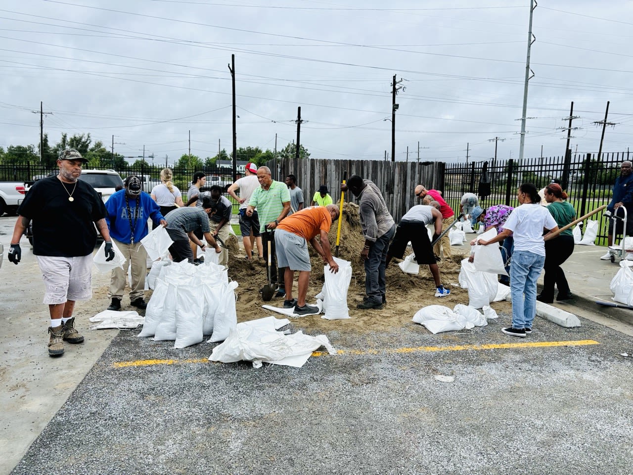 Hurricane Francine Leaves 400,000 Louisianans Without Power