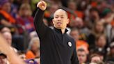 Renovación millonaria de Tyronn Lue