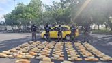 Detectan taxi que circulaba con más de 200 kilos de droga en vía de Esmeraldas