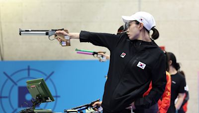 巴黎奧運射擊選手出現：五條悟南韓女將、無課殺手土耳其大叔，接連在網路爆紅！