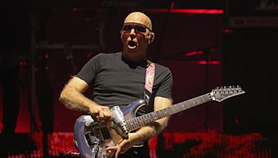 Why Joe Satriani Backed Out of Van Halen 'Kitchen Sink' Tour