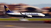 Ryanair advierte de un problema informático que afecta a todas las aerolíneas