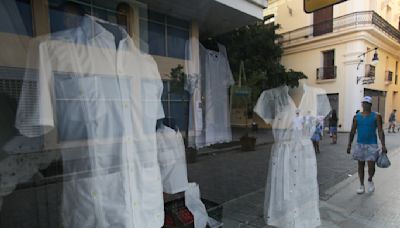 La icónica guayabera, la camisa rústica que se convirtió en un símbolo cubano y signo de distinción