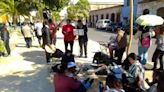 Tacna: Estudiantes de bellas artes hacen clases en la calle como medida de protesta