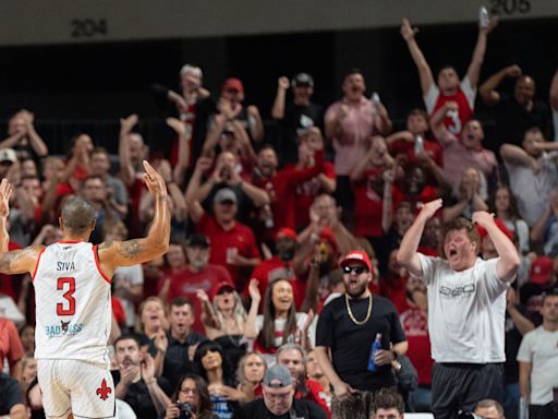 Brown: The Ville vs La Familia at Freedom Hall was unifier Louisville basketball needed