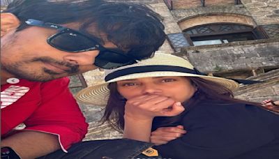 Aditi Rao Hydari shares delightful pictures from Italy vacation with Beau Siddharth, says Grateful..