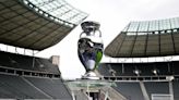 LIVE: Building up to the EURO 2024 final