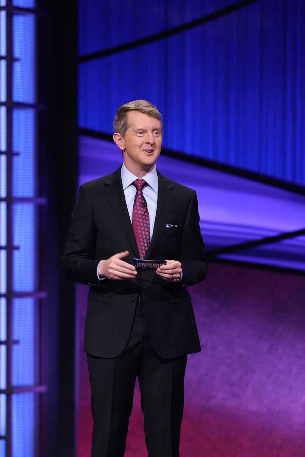 TV Q&A: What’s the policy for sitting on ‘Jeopardy?’