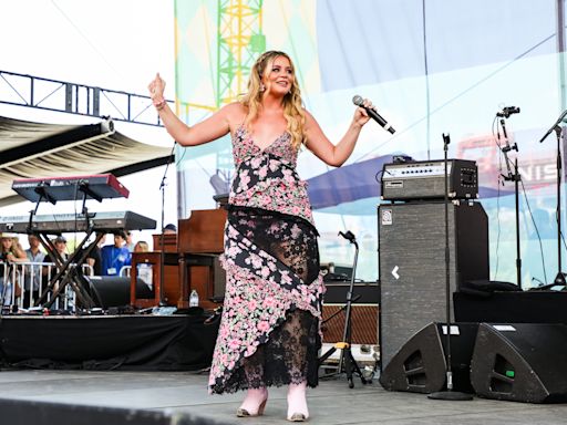 Lauren Alaina cancels 3 shows following dad's death: 'I really have no words'