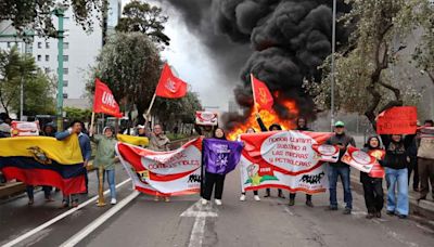 Calles bloqueadas en Ecuador en protesta contra alza de gasolina (+Post) - Noticias Prensa Latina
