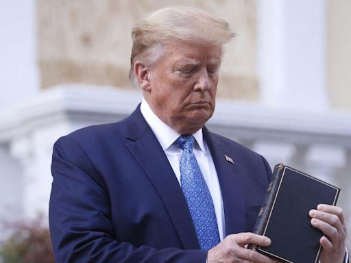 'Feels Pretty Fake and Cheap': Donald Trump's $75 'God Bless the USA' Bible Receives Scathing Reviews From Critics