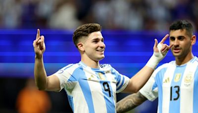 Argentina begin Copa title defence with 2-0 win over Canada