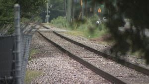 Red Line: Charlotte City Council tries to keep up with deadline set by railroad