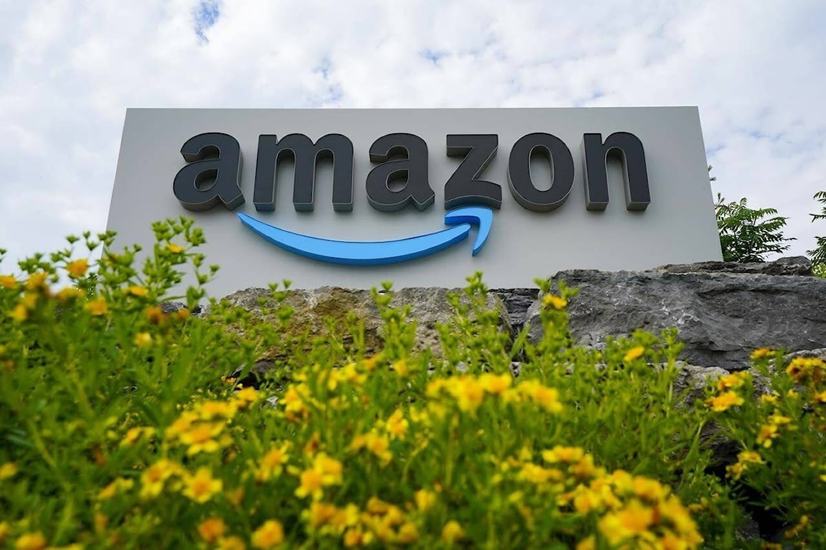 Labour practice complaint filed against Amazon in B.C. warehouse hiring