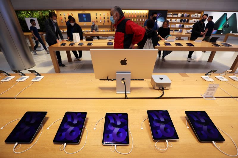 Apple says US antitrust lawsuit should be dismissed By Reuters