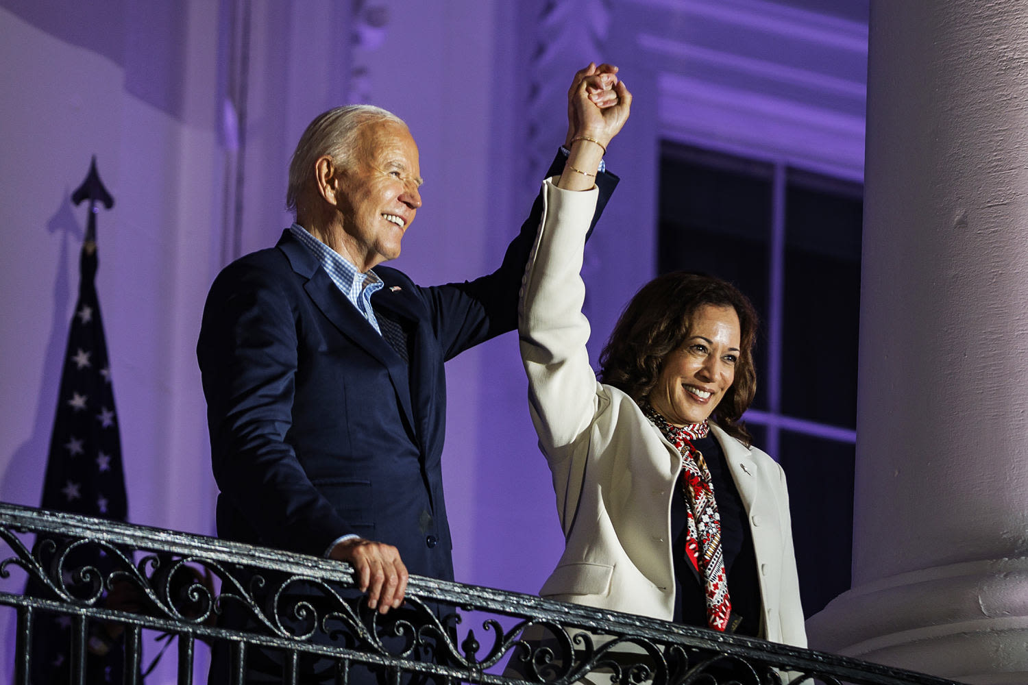 Maddow Blog | As Biden passes the torch, both parties ask, ‘What happens now?’