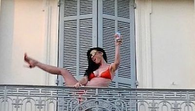 Katy Perry Does Hotel Balcony High Kick in Bright Orange Bikini: 'I'ma Get Your Heart Racing'