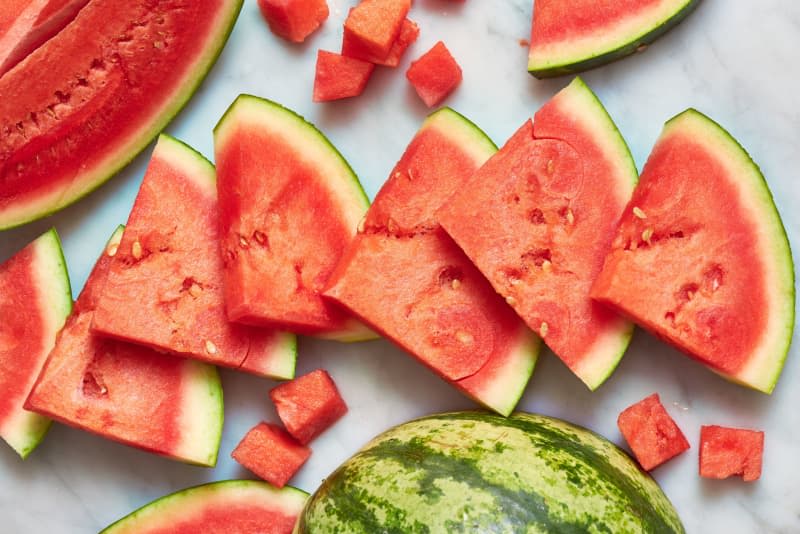 The “Two-Finger” Rule Farmers Swear by to Pick the Best Watermelon (I Use It Every Single Time!)