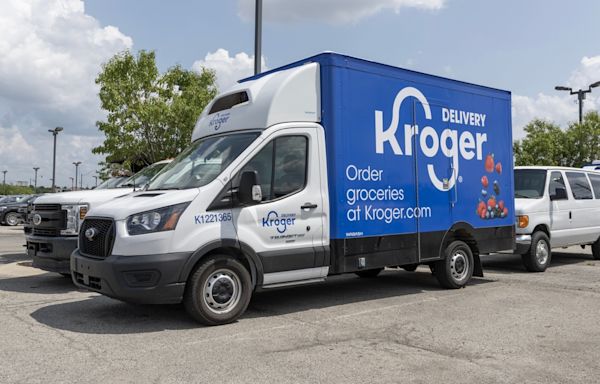 Kroger, Albertsons expand list of stores to sell in new divestiture plan