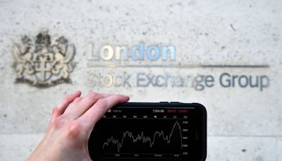 UK stocks falter and pound weakens despite OECD upgrading growth outlook