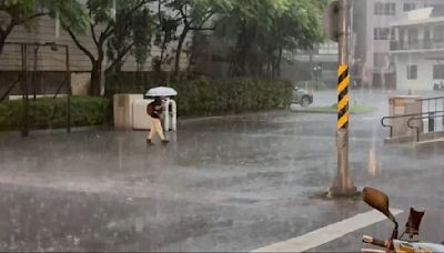 「凱米颱風」襲台！高雄暴雨狂瀉 路竹發布淹水一級警戒