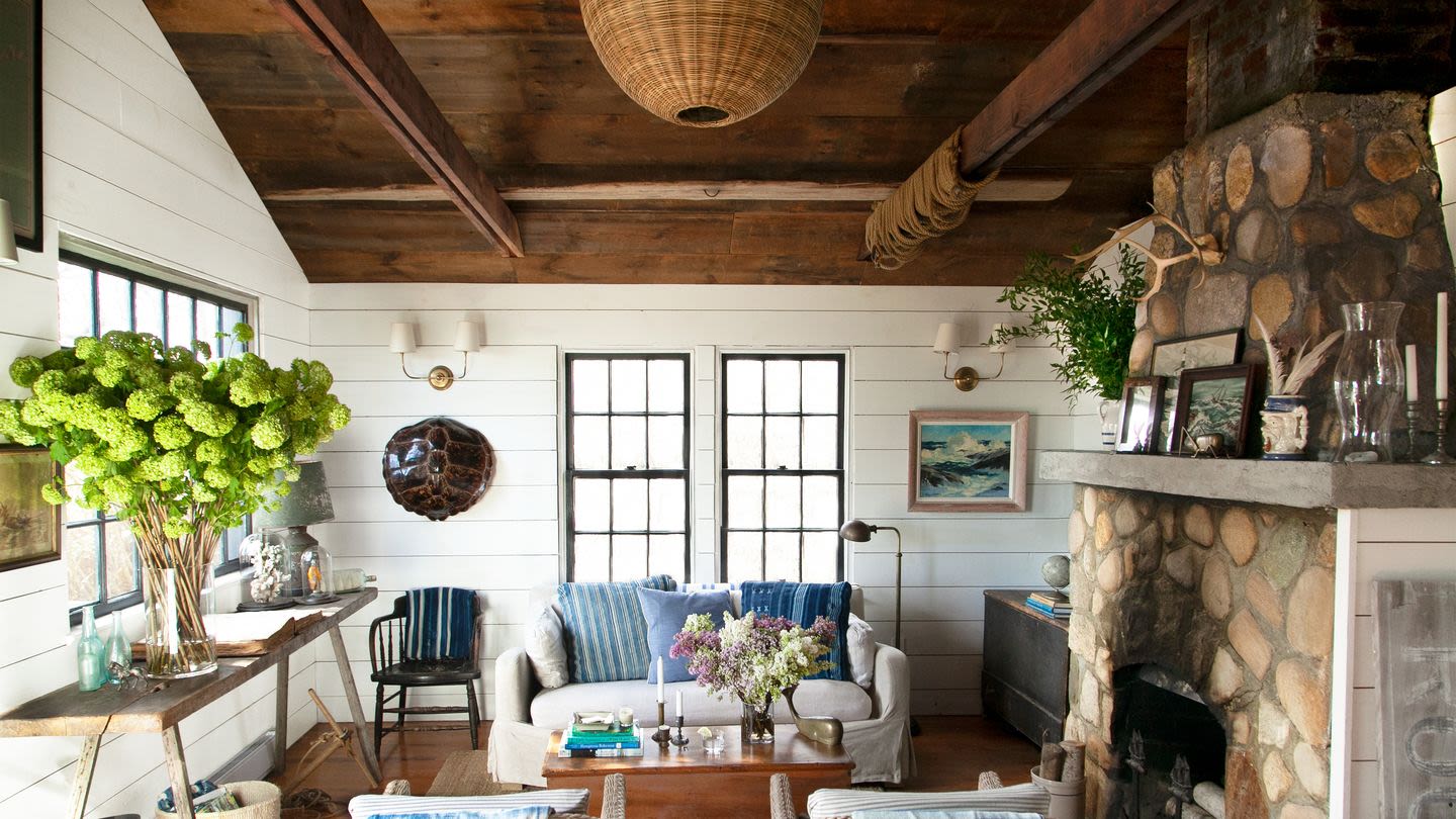 Coastal Color Palettes to Turn Any Home Into a Breezy Retreat