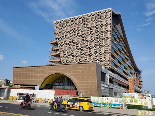 台鐵鳳山車站大樓7月完成招商 將引進電影院、文創聚落