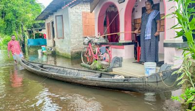 More relief camps opened in Alappuzha as waterlogging continues in low-lying areas