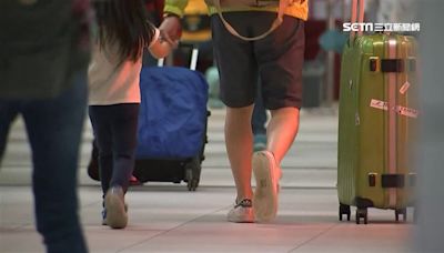 驚見日本遊客扛3大袋！空姐愣「買了什麼？」 知情人：超愛台灣5伴手禮