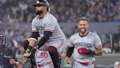 Blue Jays rally from six-run deficit, clip Twins 10-8