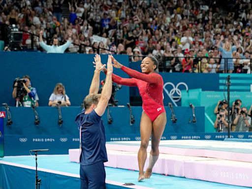 Simone Biles wins gold medal in vault final: Social media reacts