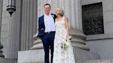 Naomi Watts Confirms Marriage to Billy Crudup with Wedding Day Photo: 'Hitched!'