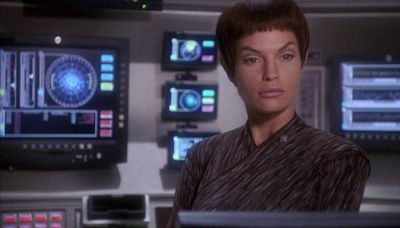 Star Trek: Enterprise – What Happened To T'Pol?