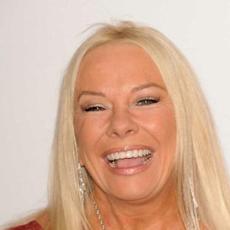 Pamela Stephenson