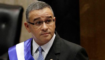 El expresidente de El Salvador Mauricio Funes es condenado a 8 años de cárcel por lavado de dinero