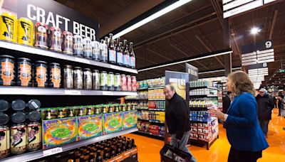 Few Ontario grocery stores sign on to Doug Ford's booze sale plan