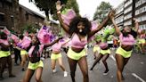 El carnaval de Notting Hill concentra multitudes para celebrar la cultura caribeña