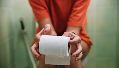 This Widely Accepted Peeing Advice Might Actually Be A Myth — Here's What A Doctor Has To Say