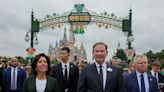 Disney diplomacy: US commerce secretary visits China theme park