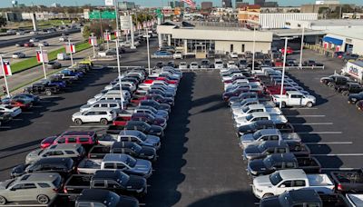 Jeep and Ram Dealers Gripe to Stellantis as Cars Sit on Lots