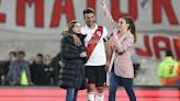 Soledad Pastorutti sorprendió a Leo Ponzio en el Monumental y emocionó a todos: “Por otra noche como esta”