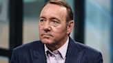 Kevin Spacey niega cargos en su contra, pero admite ser promiscuo