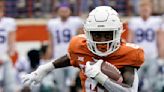 Texas unranked and hoping to ride Robinson to turnaround