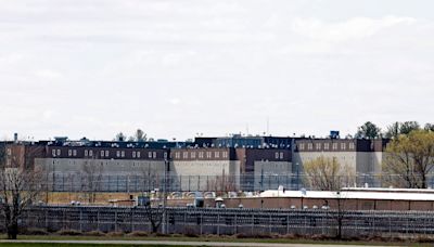 2 corrections officers stabbed, 3 others injured in assault at Massachusetts prison