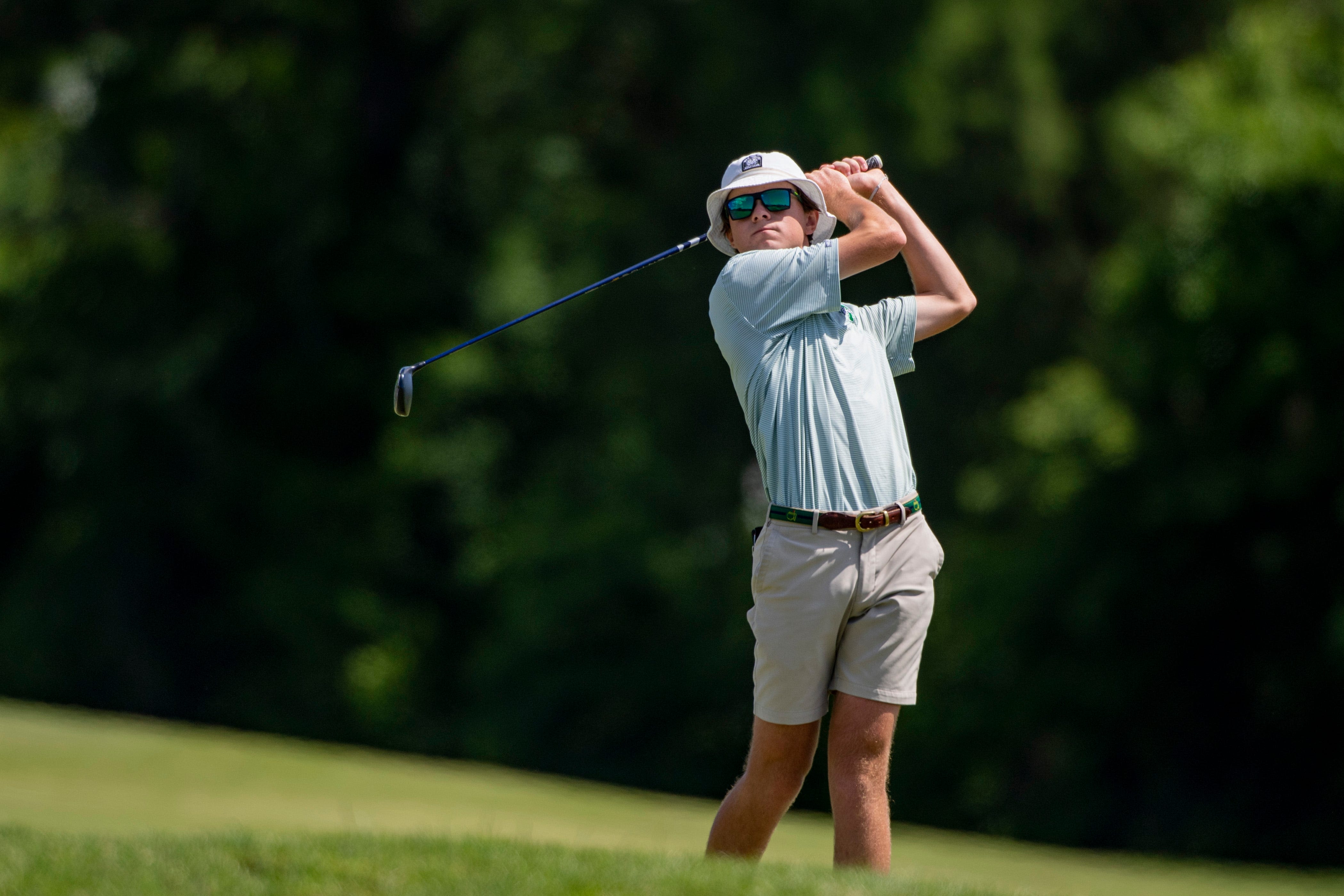 North, Mater Dei and Castle advance from IHSAA boys golf sectional at Helfrich