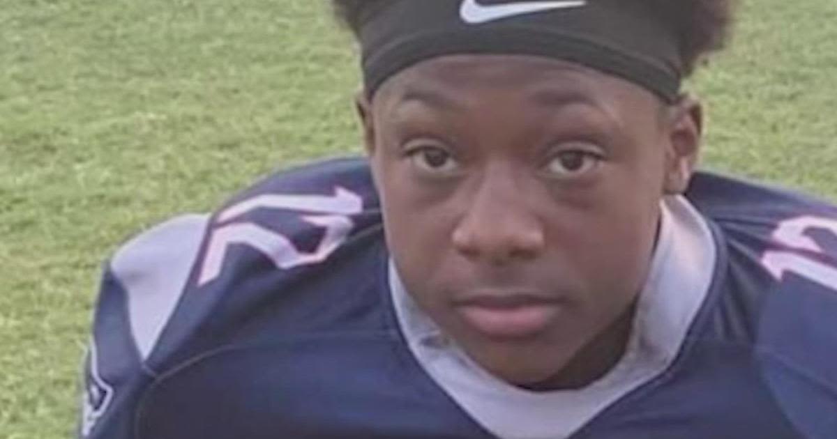 Murdered Dallas ISD student honored at Midlothian football game