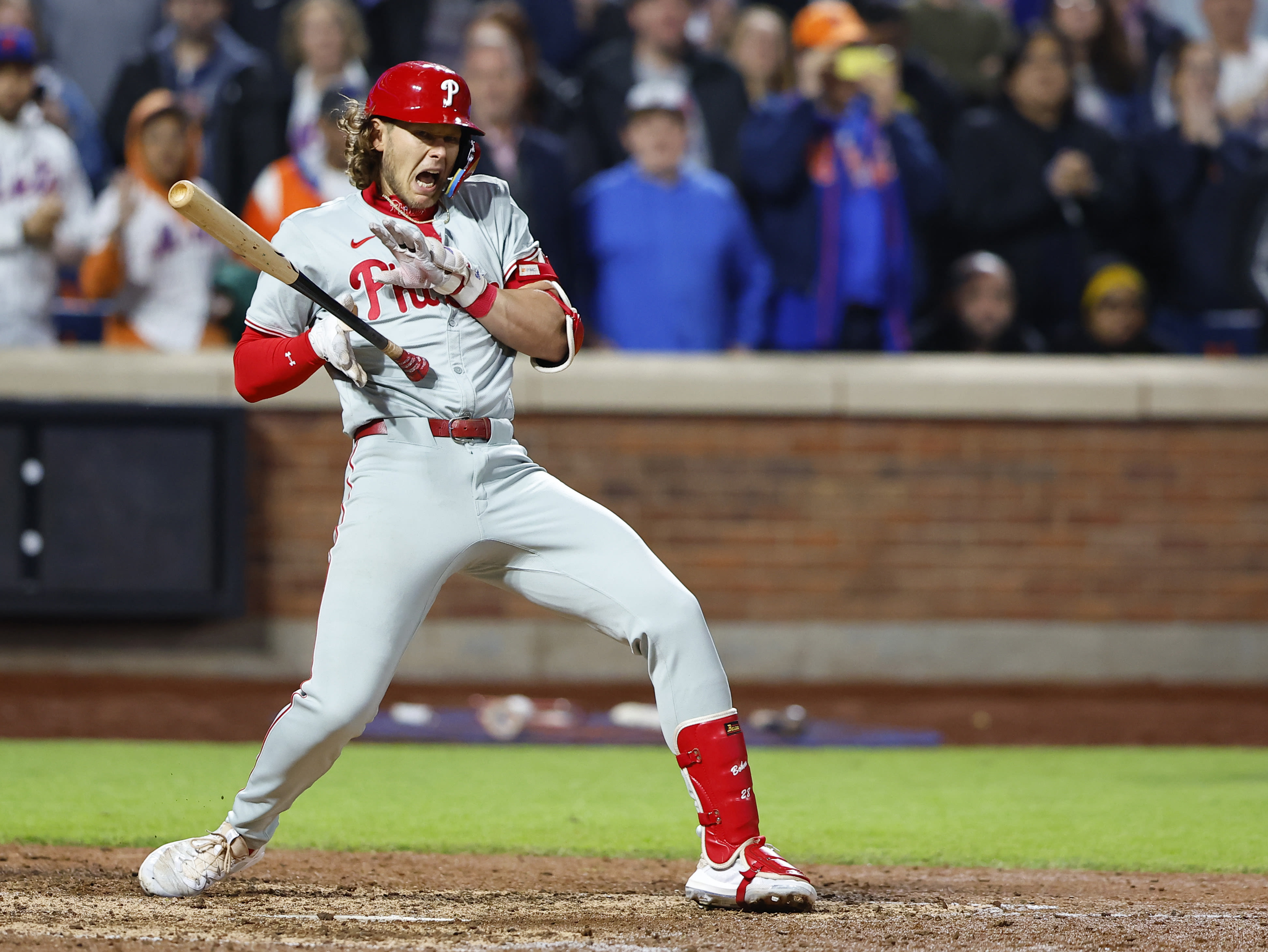 Stott homers in 9th off Edwin Diaz, adds tiebreaking SAC fly in 10th as Phillies edge Mets 5-4