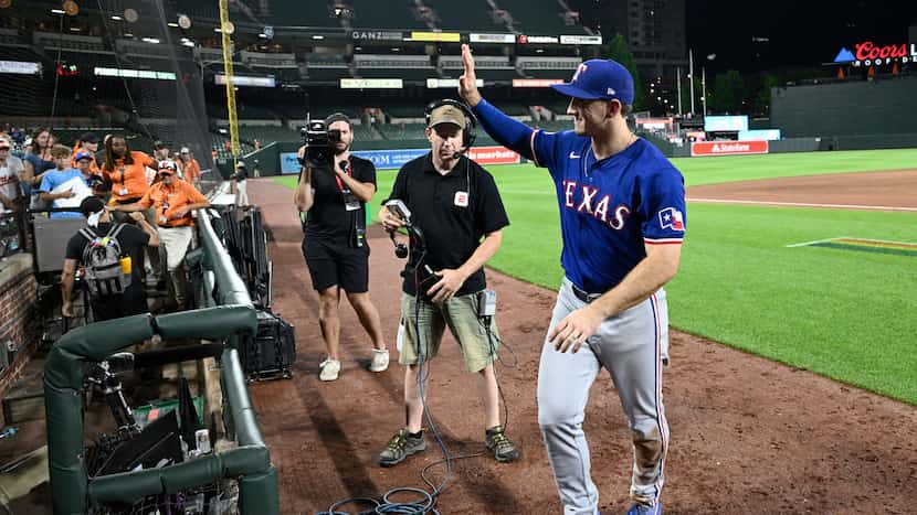 Texas Rangers outfielder Wyatt Langford earns first AL Rookie of the Month honor