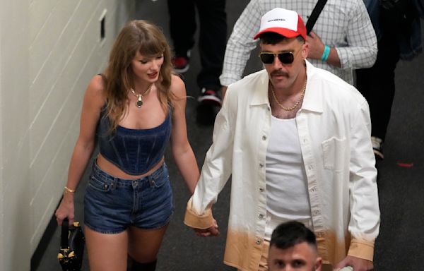 Taylor Swift has never 'had a man who has even been so openly proud to be with her' like Travis Kelce is, author says